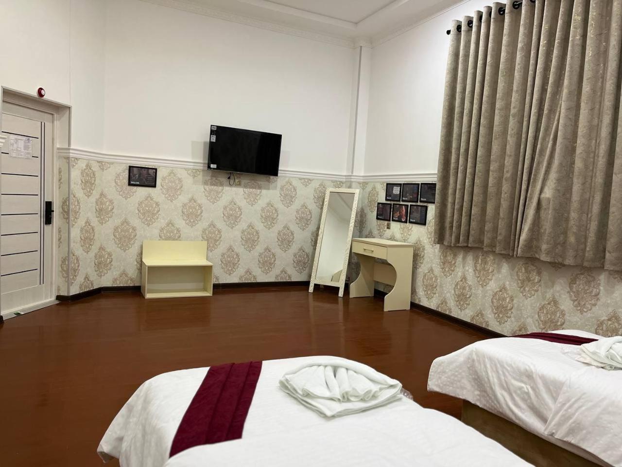 Home Alone Hotel ทาชเคนต์ ภายนอก รูปภาพ