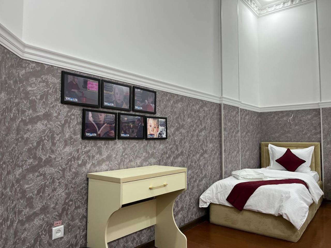Home Alone Hotel ทาชเคนต์ ภายนอก รูปภาพ